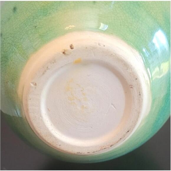 VTG MCM Light Green Studio Glazed Pottery Vase 8 inches Tall - Picture 6 of 8